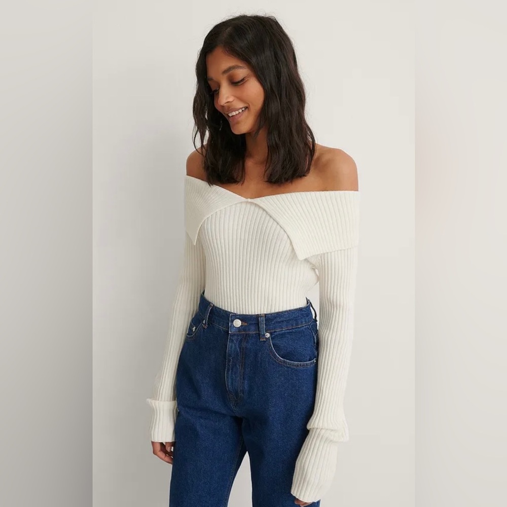 NA-KD off the shoulder top